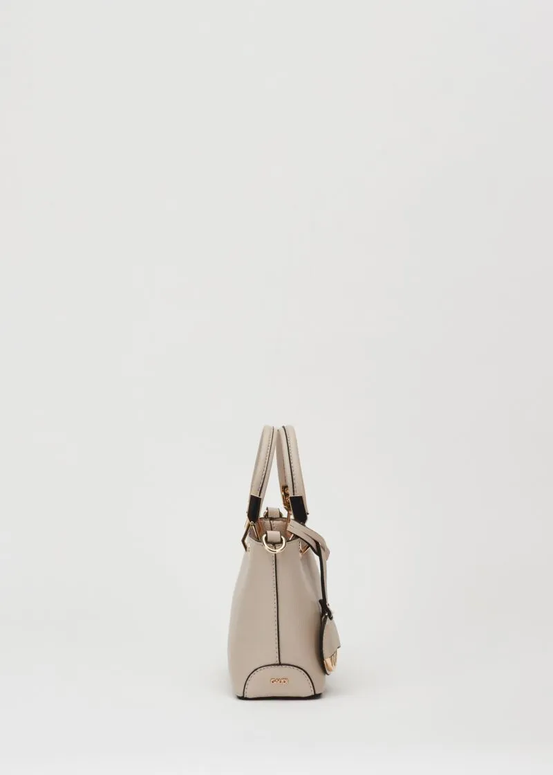 Mini bag con dettagli in metallo