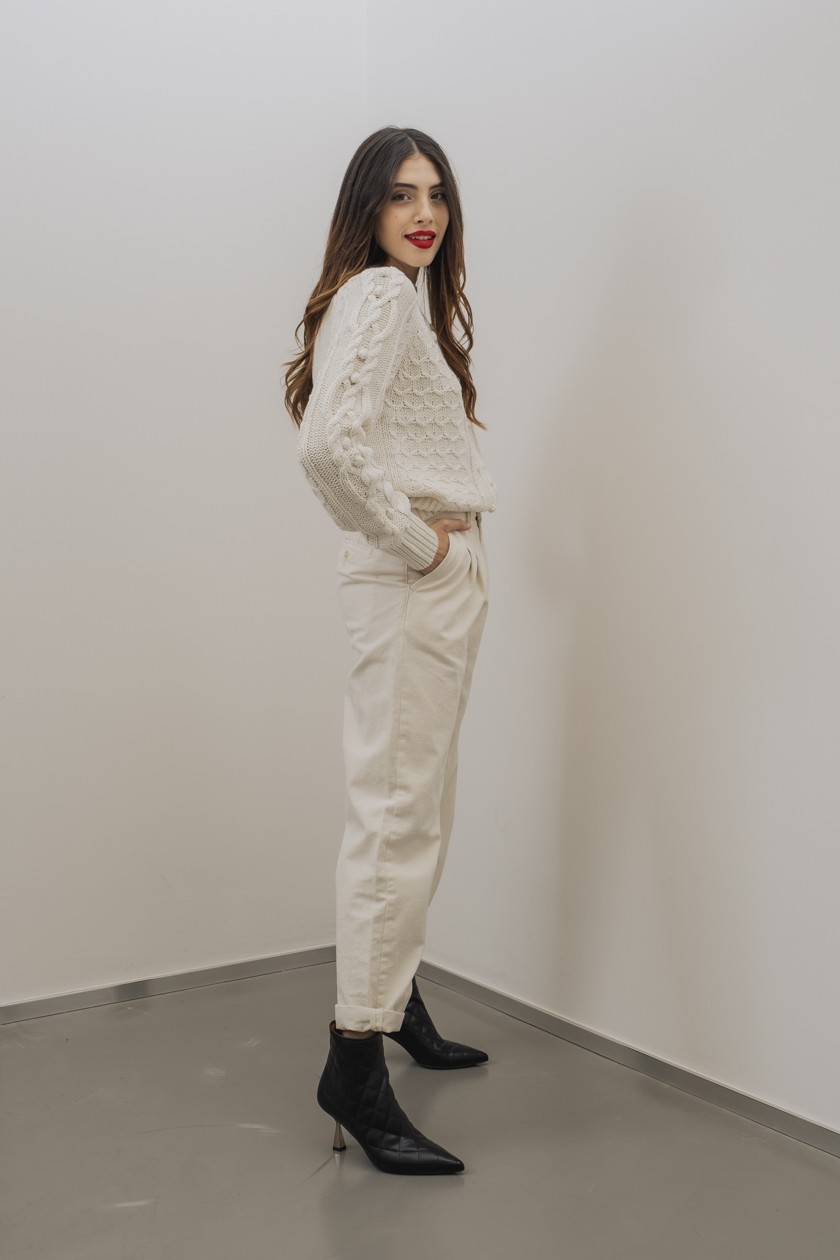 PL203908R  IVY ECRU JEANS PANNA