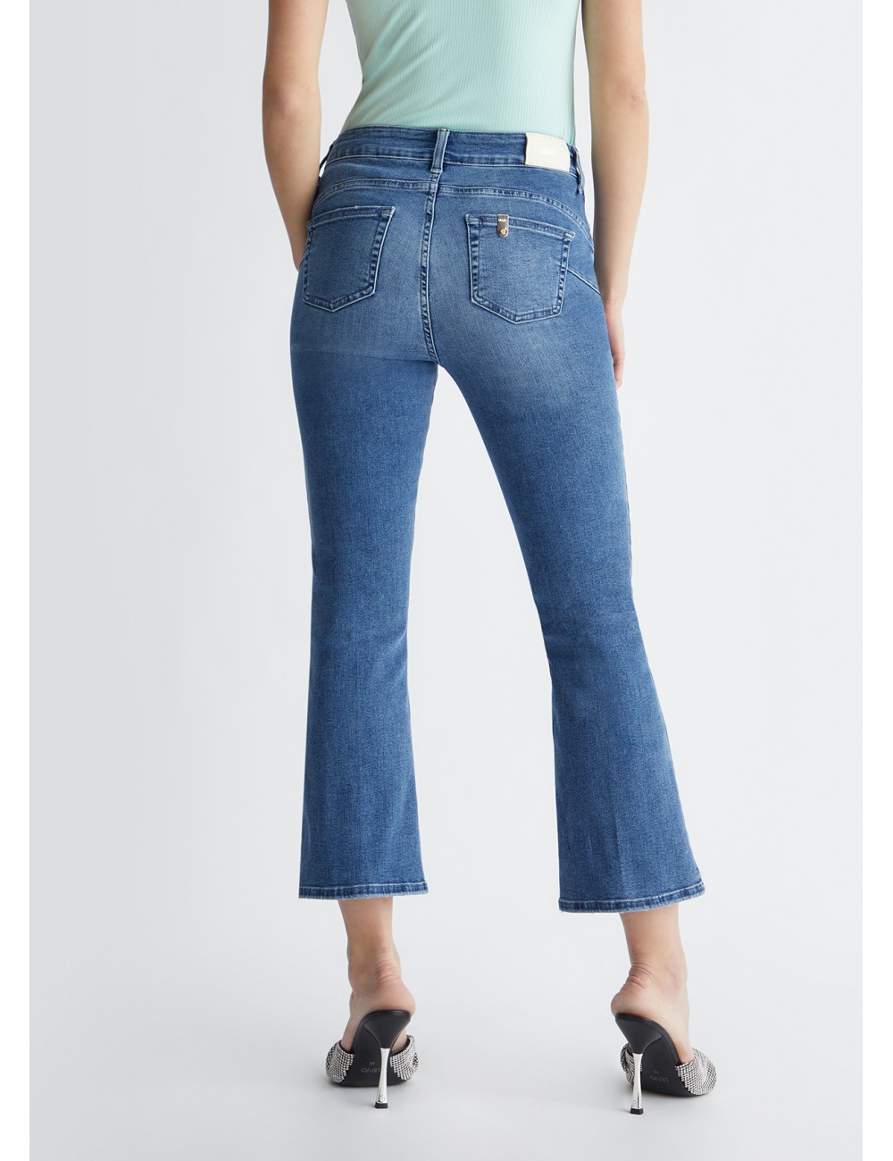 UA4040 78691 JEANS BOOTCUT CROPPED CON BOTTONI LIU JO DONNA PANTALONE PANTALONI